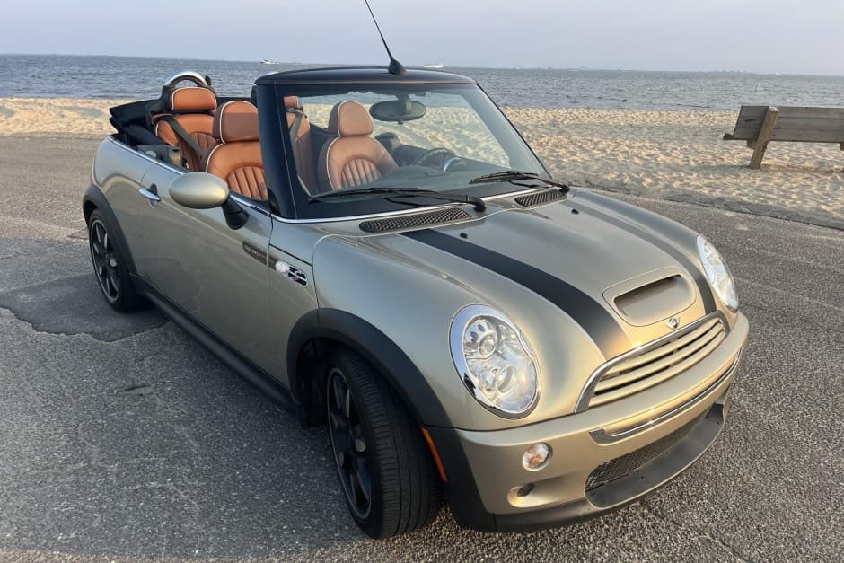 2008 Mini R52 Cooper Convertible sold for $14,500