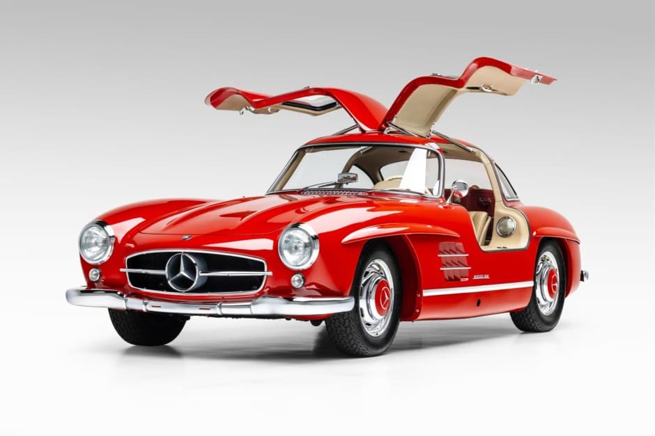 1955 Mercedes-Benz 300SL Gullwing & Roadster sold for $1,800,000