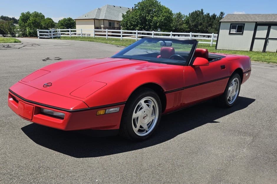 1989 Chevrolet Corvette C4 sold for $16,750