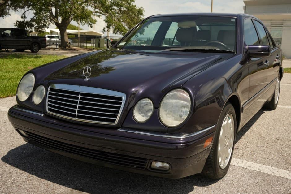 1996 Mercedes-Benz W210 E-Class sold for $8,250