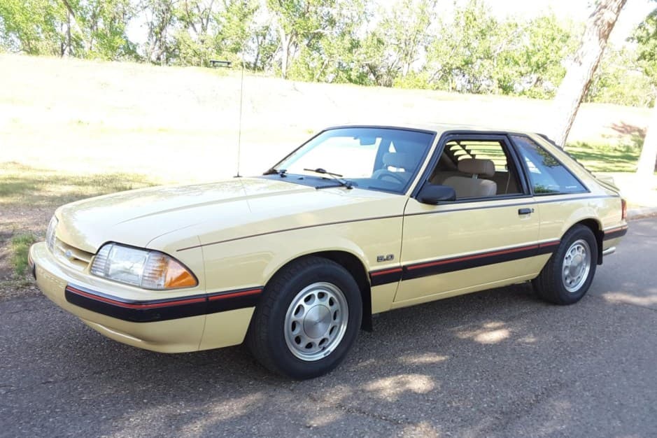 1987 Ford Fox-Body Mustang sold for $13,750