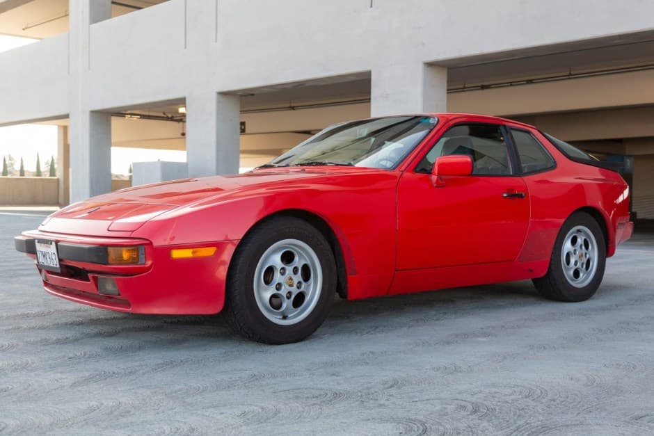 1989 Porsche 944 sold for $8,500