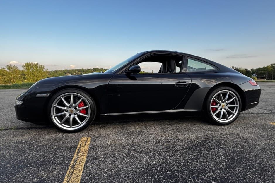 2006 Porsche 997 911 (Non-Turbo/GT2/GT3) sold for $62,071