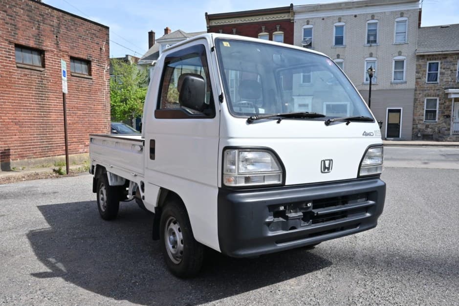 1997 Honda Acty sold for $6,497