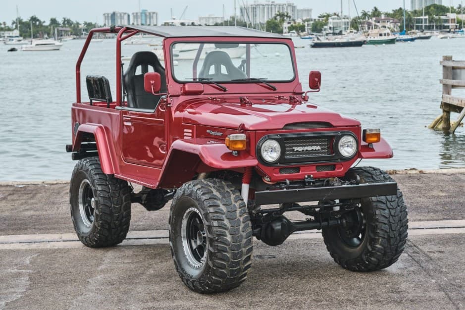 1978 Toyota Land Cruiser FJ40 sold for $28,500