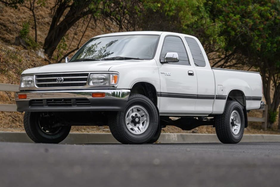 1995 Toyota T100 sold for $23,500