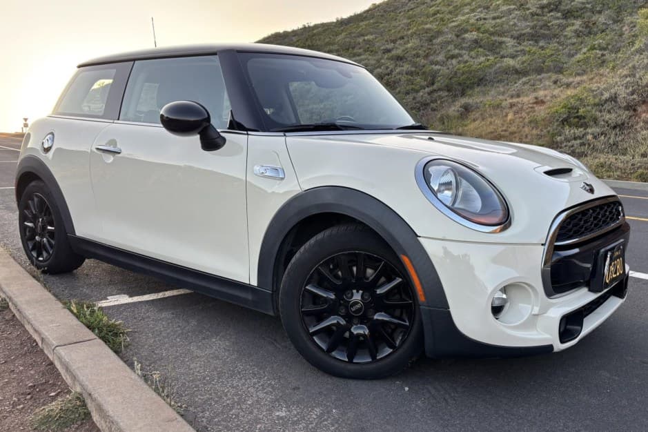 2015 Mini F55 & F56 Cooper, Cooper S, & John Cooper Works sold for $13,750