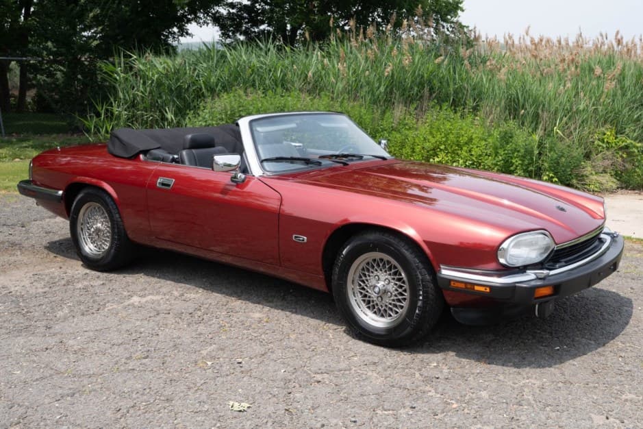 1992 Jaguar XJS sold for $17,000
