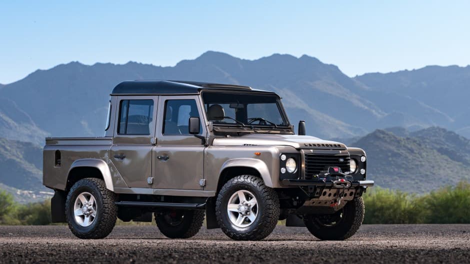 1988 Land Rover 110 / Defender 110 (Euro Spec) sold for $100,000