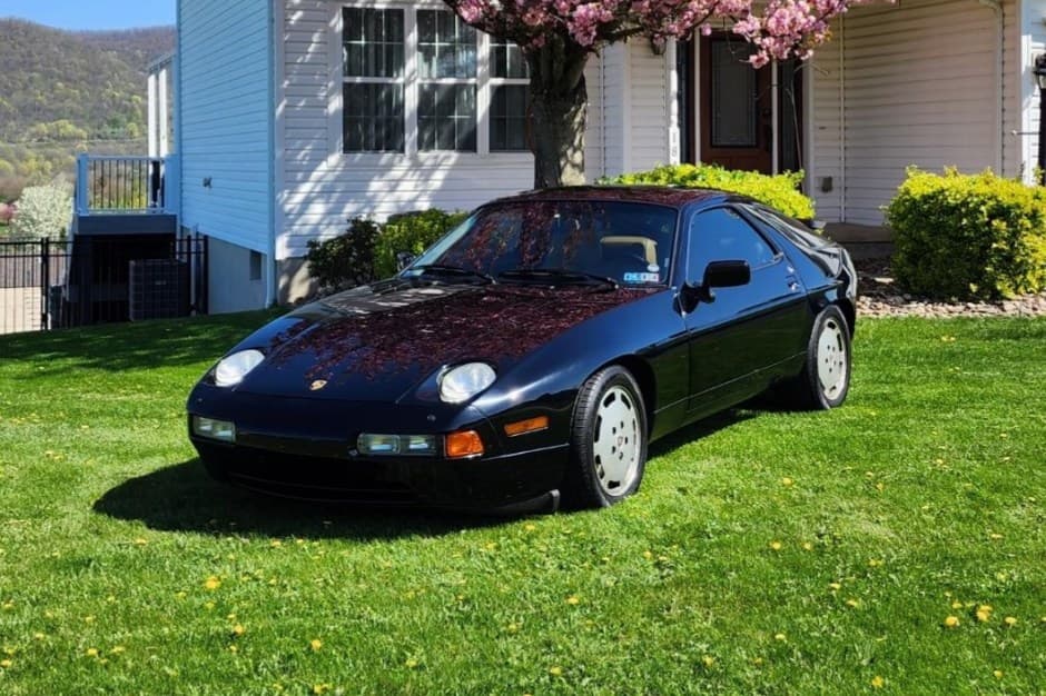 1987 Porsche 928 sold for $26,500