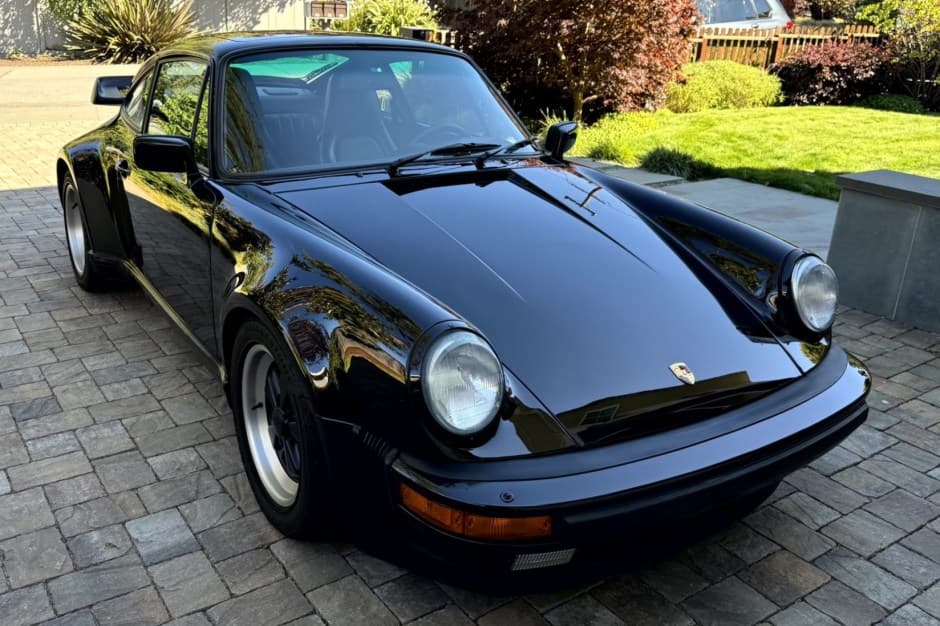 1988 Porsche 930 Turbo sold for $137,000