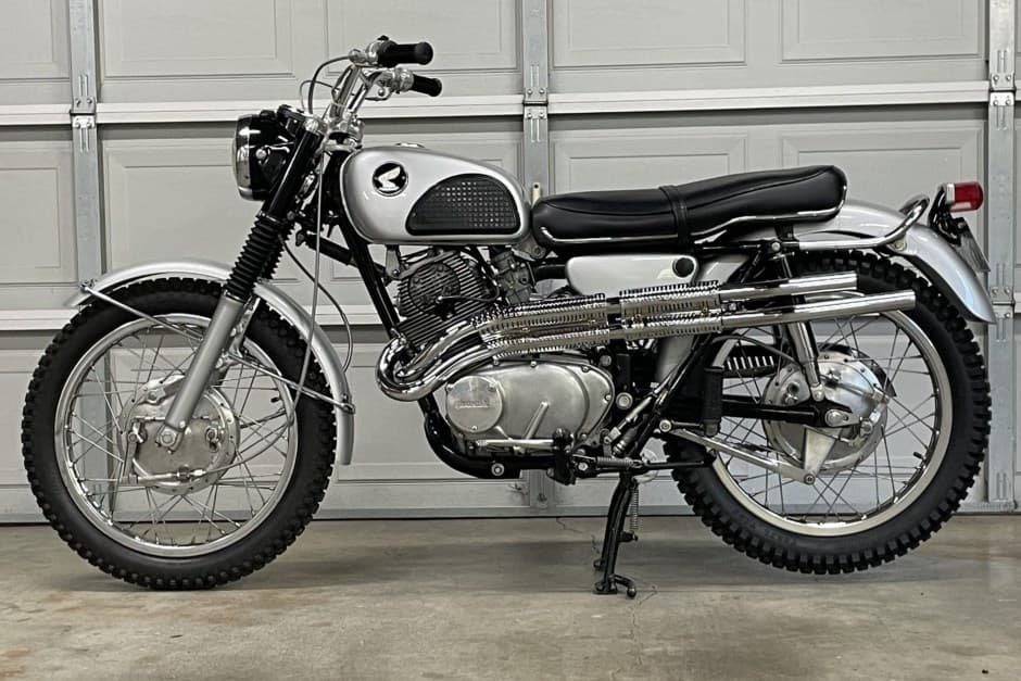 1966 Honda Dream, CB77 Super Hawk, & CL77 Scrambler sold for $5,500