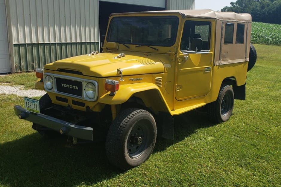 1980 Toyota Land Cruiser FJ43 sold for $16,250
