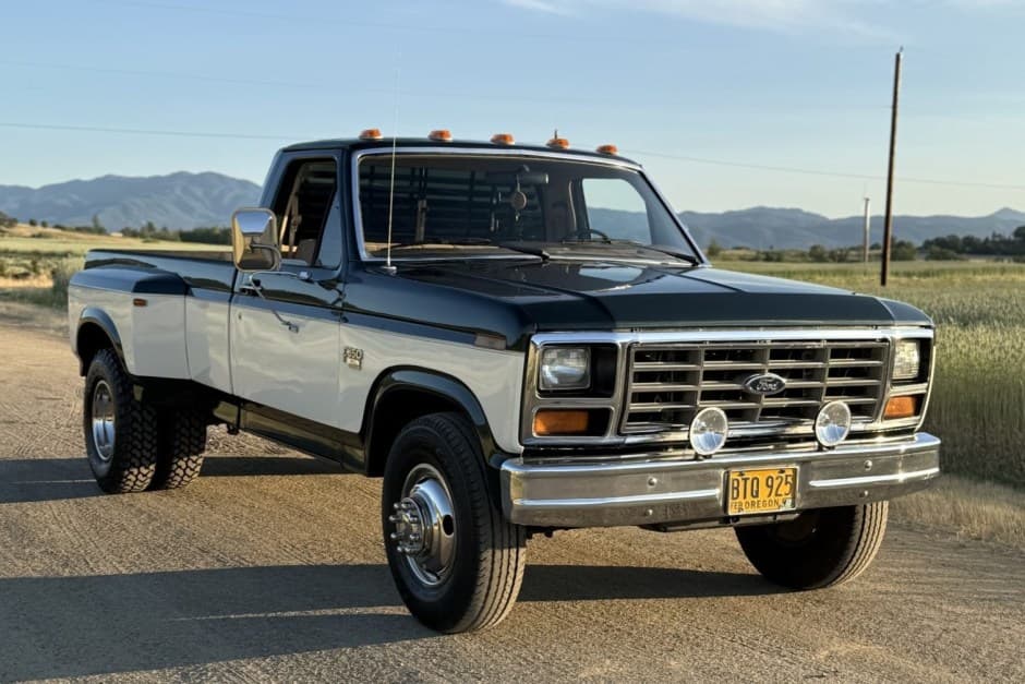 1984 Ford F-Series 1980-1986 sold for $17,900