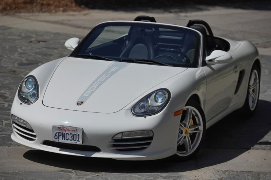 2011 Porsche 987 Boxster sold for $16,000