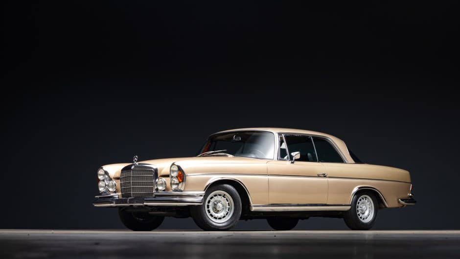 1971 Mercedes-Benz W111 Coupe & Cabriolet sold for $70,000