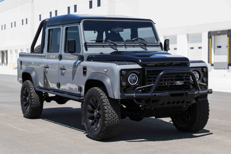 0 Land Rover 127 / Defender 130 sold for $77,721