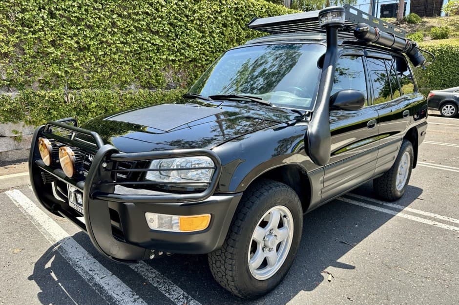 1998 Toyota RAV4 sold for $6,350