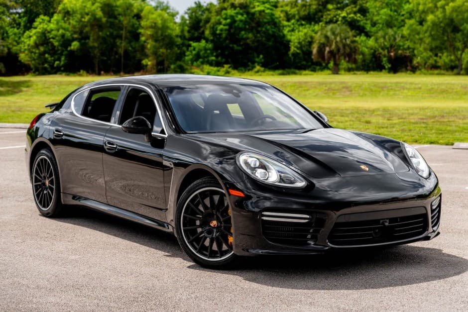 2014 Porsche Panamera sold for $54,000