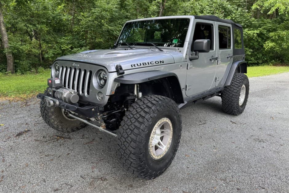 2015 Jeep Wrangler JK (2007-2018) sold for $25,500