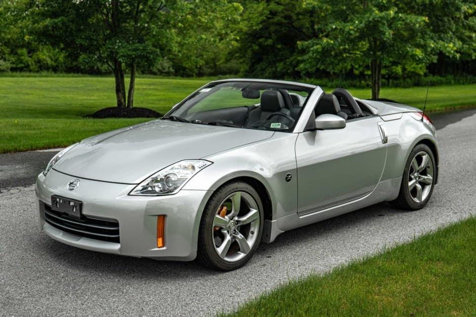 2007 Nissan 350Z sold for $16,250