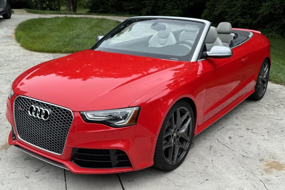 2013 Audi RS5 sold for $37,500