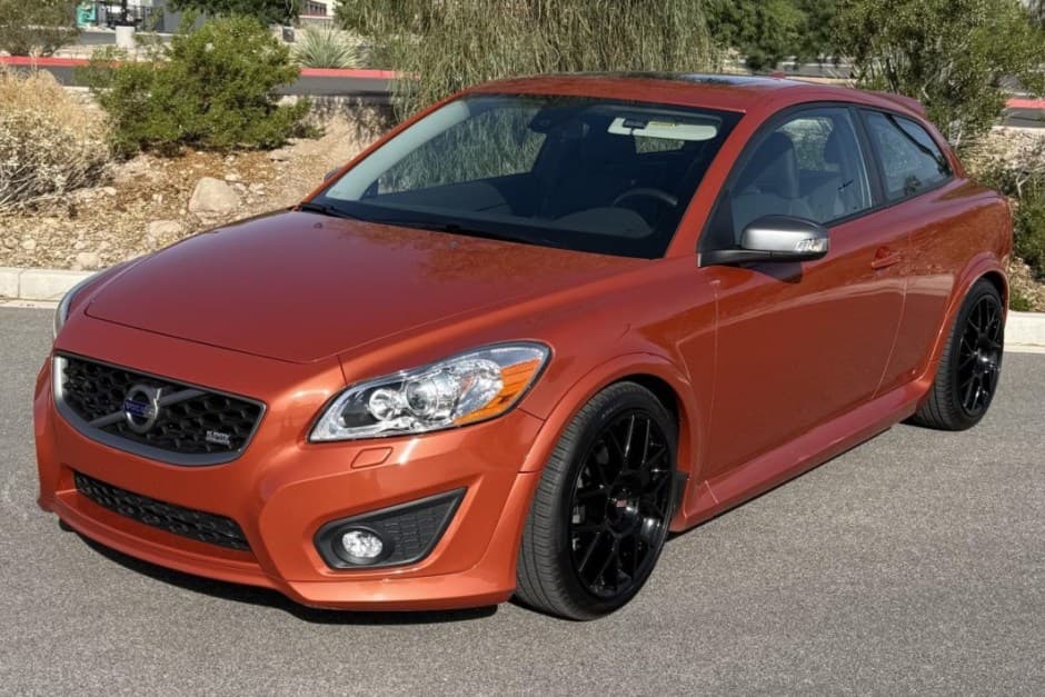 2012 Volvo C30 sold for $19,039