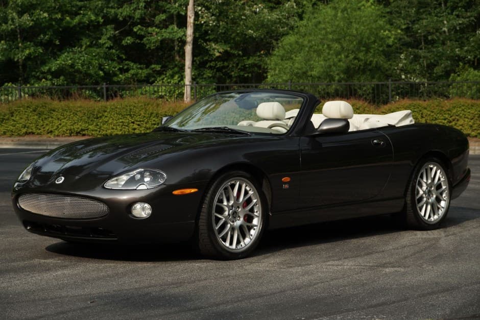 2006 Jaguar XKR sold for $24,250