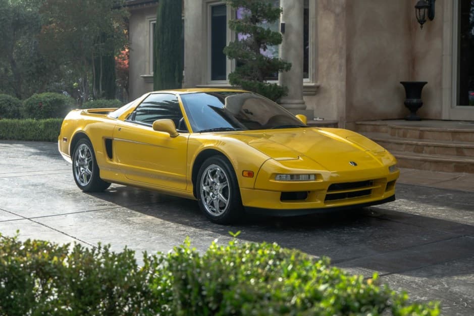 2001 Acura NSX NA2 sold for $151,151