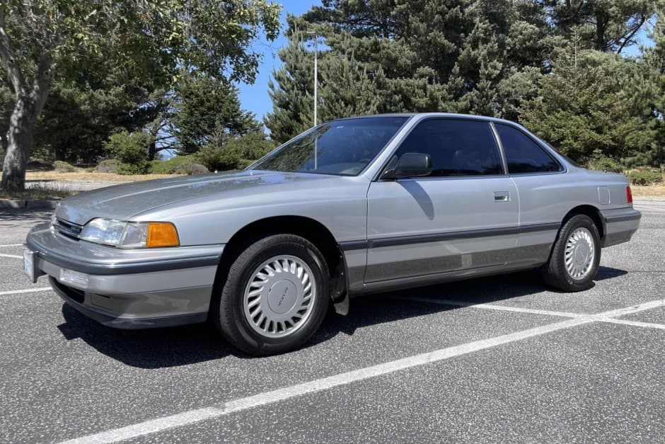 1988 Acura Legend sold for $8,950
