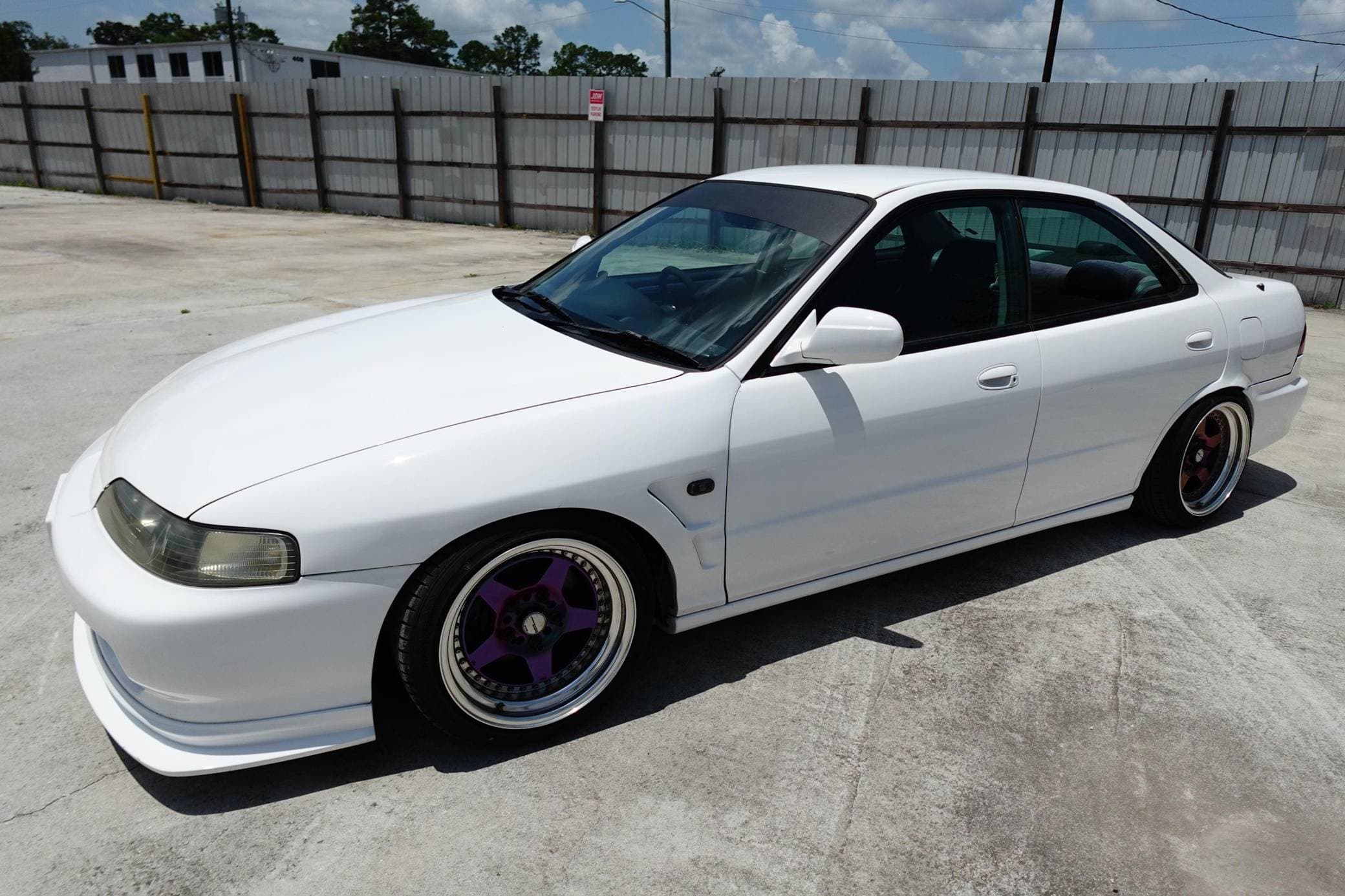 1998 Acura Integra sold for $7,300