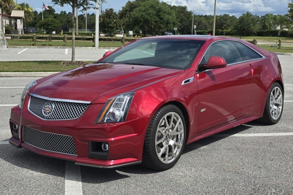 2011 Cadillac CTS & CTS-V sold for $32,500