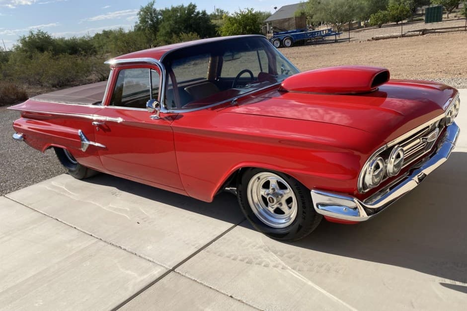 1960 Chevrolet El Camino sold for $32,000