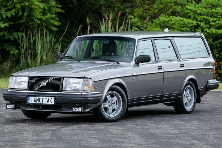 1990 Volvo 240 sold for $19,000