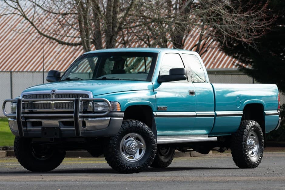 1996 Dodge Ram HD (1994-2002) sold for $20,250