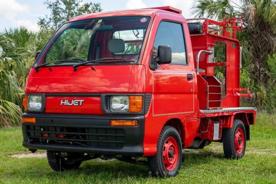 1998 Daihatsu Hijet sold for $5,400