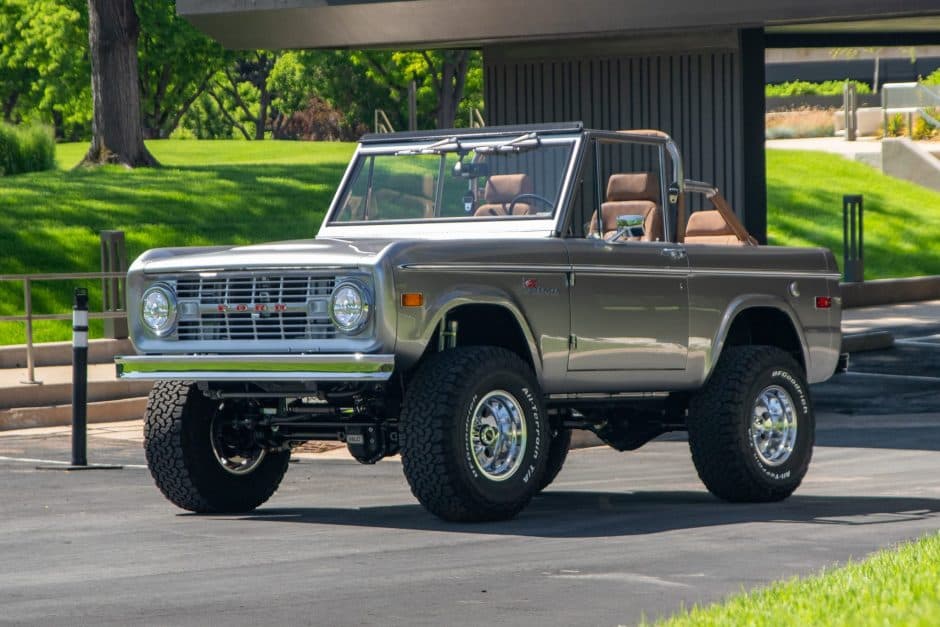 1968 Ford Bronco U13/U14/U15 1966-1977 sold for $165,000