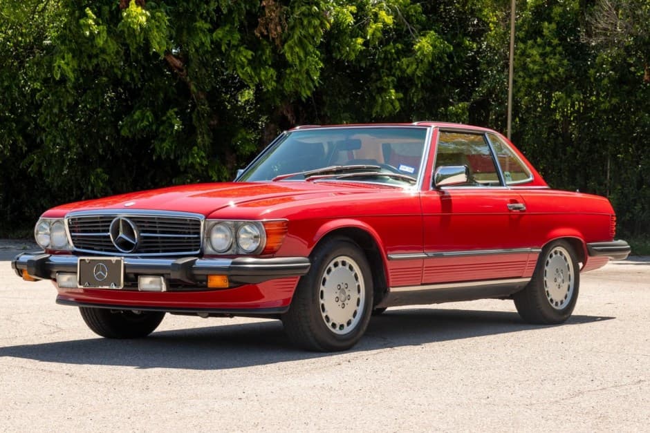 1989 Mercedes-Benz R107 SL sold for $41,250