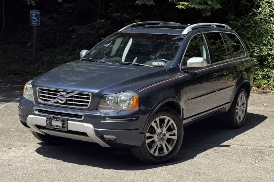 2013 Volvo XC90 sold for $7,500
