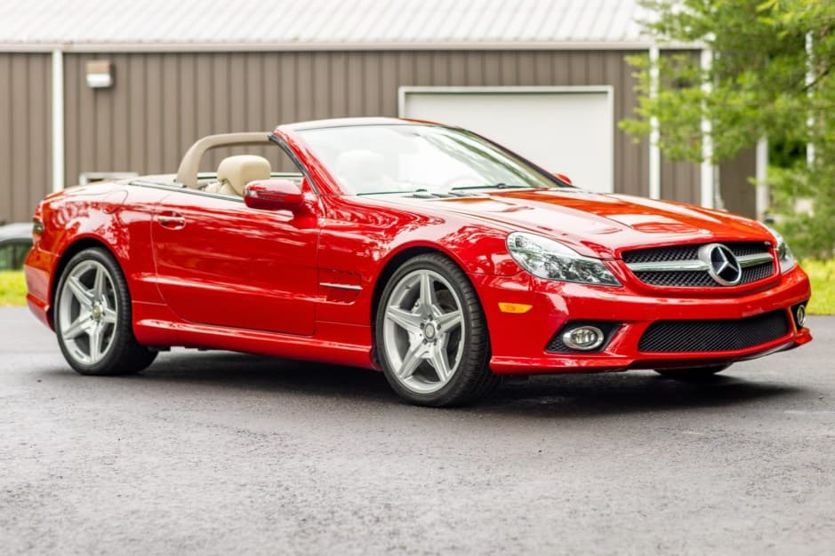 2011 Mercedes-Benz R230 SL sold for $32,000