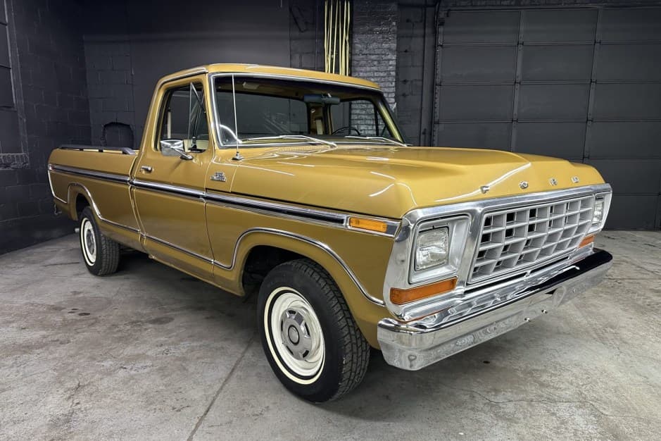 1979 Ford F-Series 1973-1979 sold for $16,000