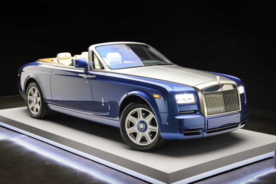 2013 Rolls-Royce Phantom Coupe & Drophead Coupe sold for $292,500