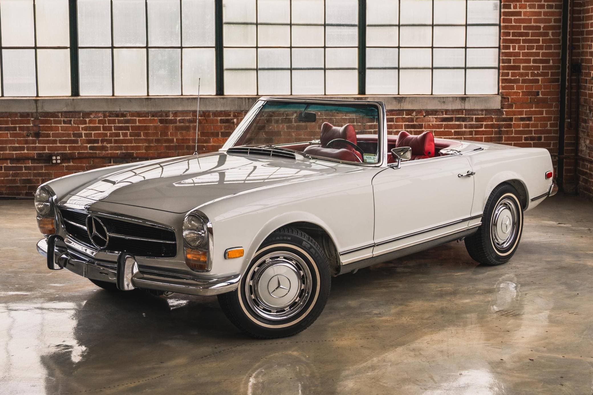 1969 Mercedes-Benz W113 SL sold for $72,000