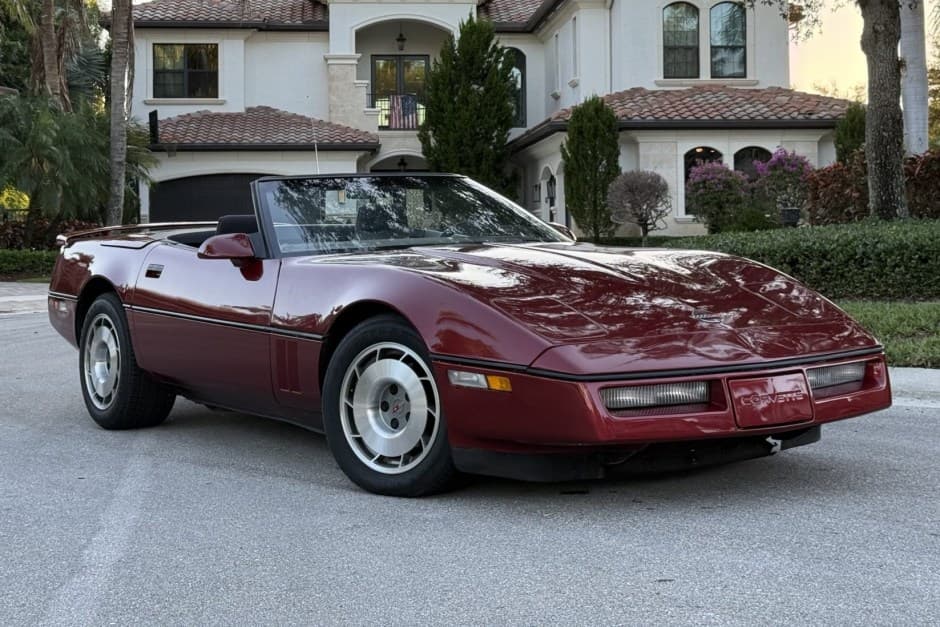 1987 Chevrolet Corvette C4 sold for $8,800