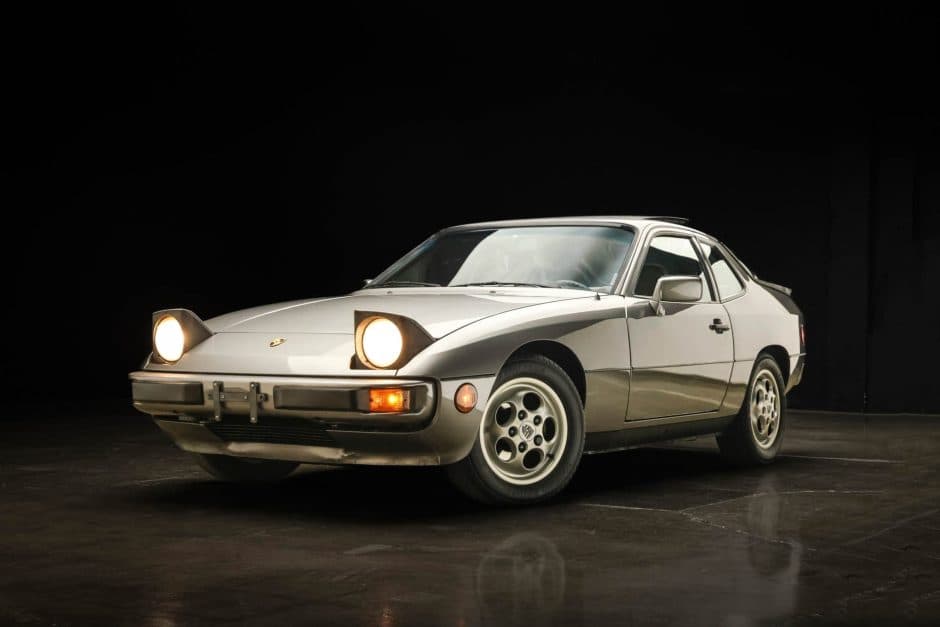 1988 Porsche 924 sold for $12,750