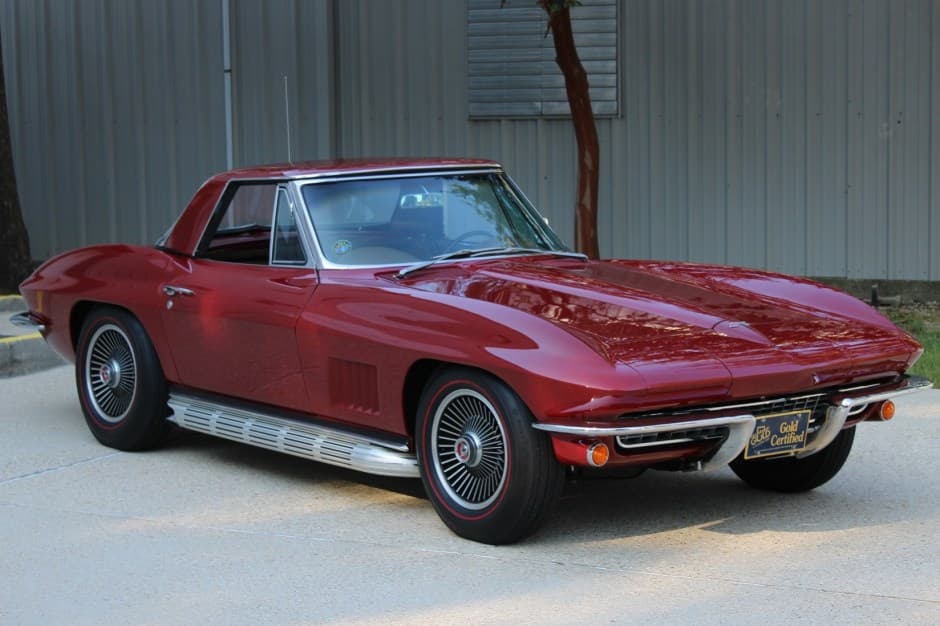 1967 Chevrolet Corvette C2 sold for $109,000