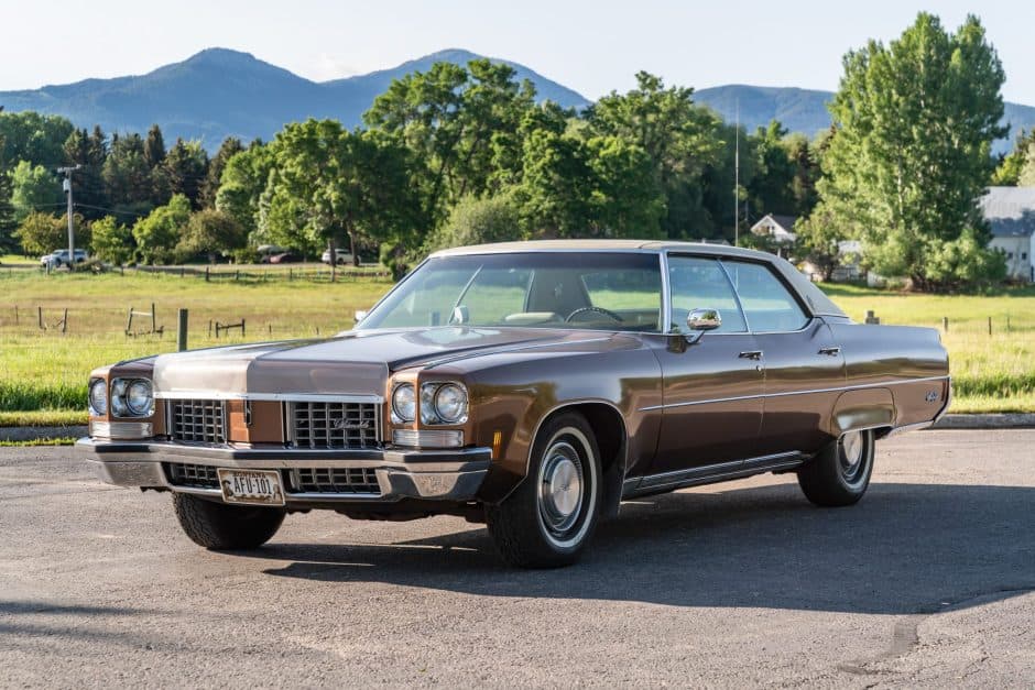 1972 Oldsmobile 98 sold for $11,500