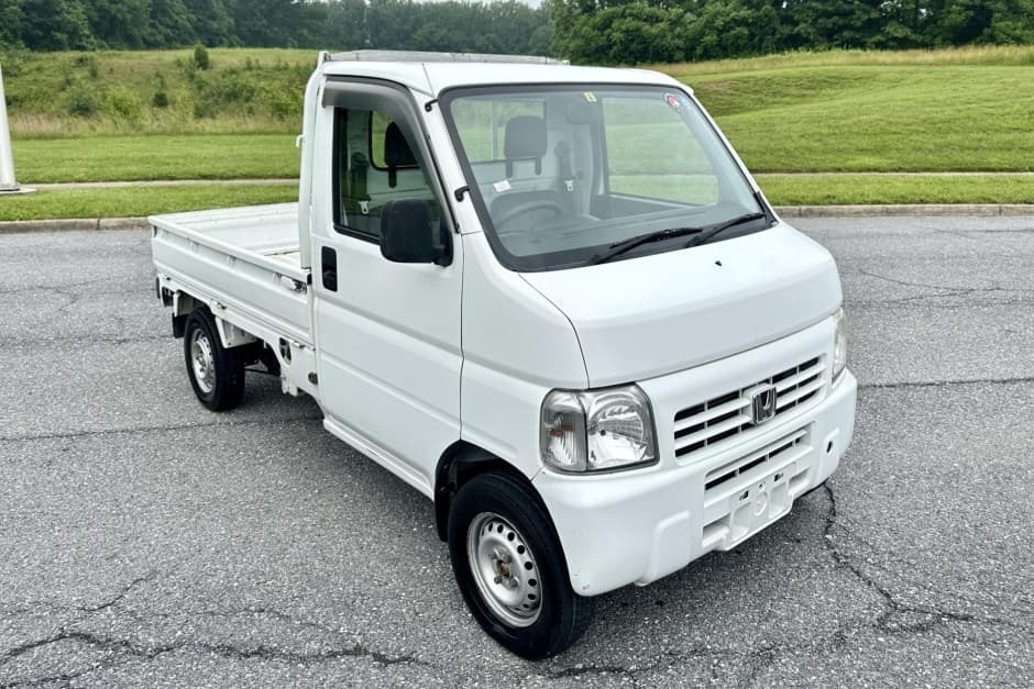 2000 Honda Acty sold for $11,750