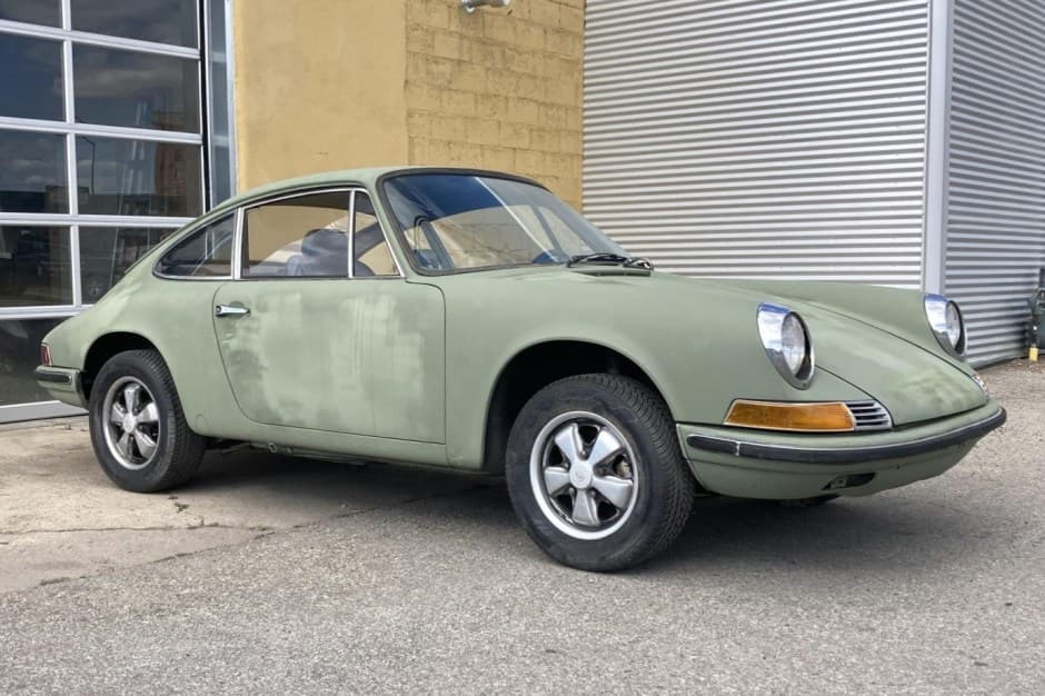 1969 Porsche LWB 911E (1969-1973) sold for $23,999