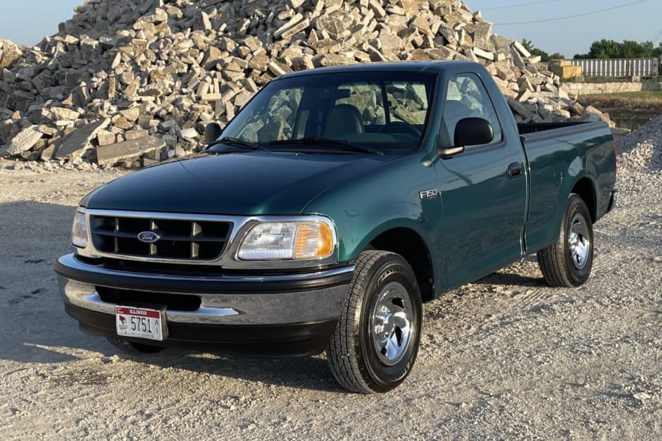 1997 Ford F-150 (1997-2004) sold for $14,000